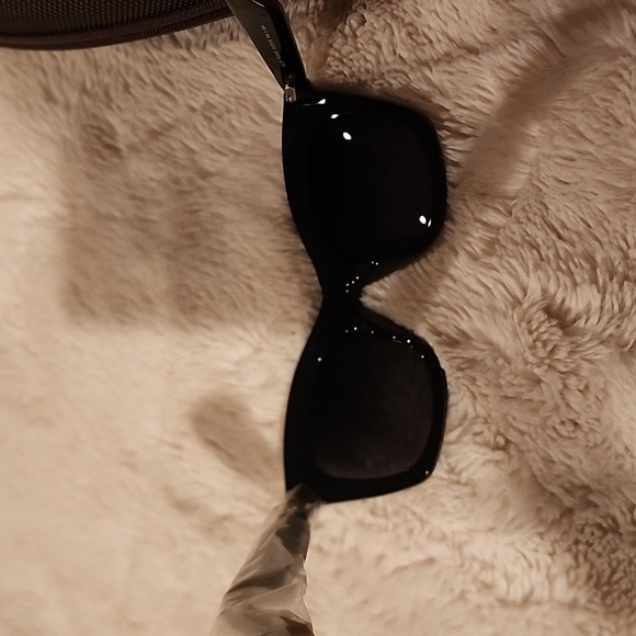 NIB Maui Jim "Coco Palms" 720  Polarized Black Sunglasses - Picture 6 of 11